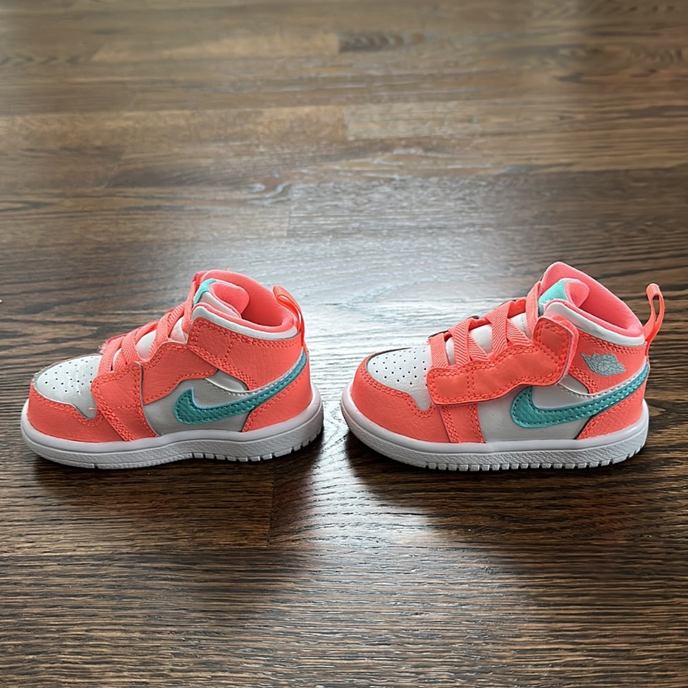 Kids Jordan Sneakers